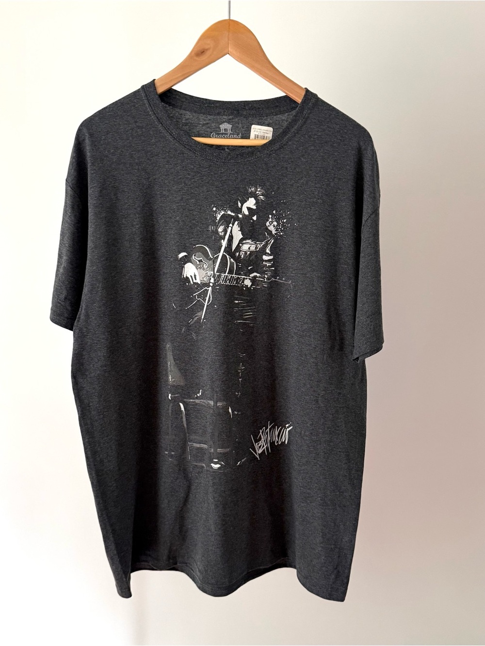 NEW Graceland Elvis Presley Tee